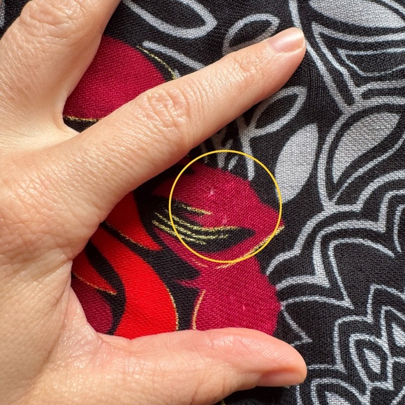 Yves Saint Laurent Wool Shawl Vintage YSL Rose Print - Picture 14 of 15